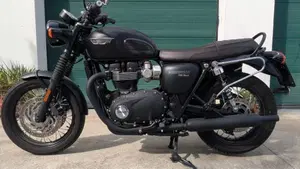 Triumph Bonneville T120 Black (2017 - 20) 
