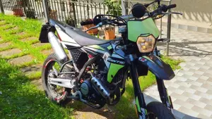 Fantic Motor Motard 125 Performance 4t (2020)  (2)
