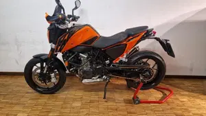 KTM 690 Duke (2016 - 19)  (4)
