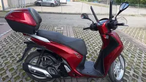 Honda SH 150i ABS (2013 - 16)  (3)