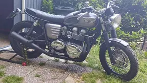 Triumph Bonneville T100 (2001 - 07) 