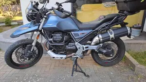 Moto Guzzi V85 TT (2019 - 20)  (4)
