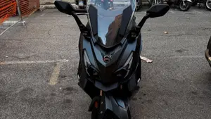 Sym CruiSym 300 E5+ (2025 - 26)  (5)