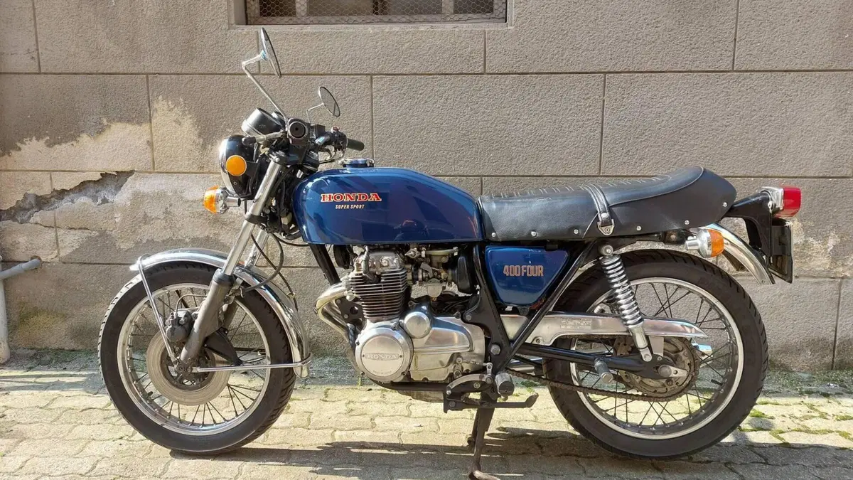 Honda  