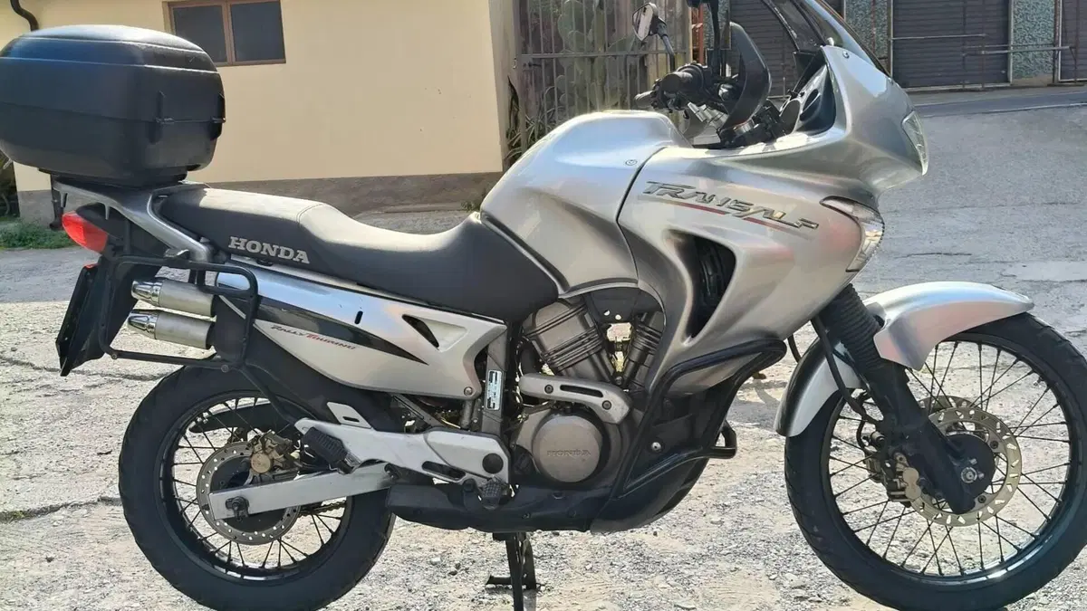Honda Transalp XL 650V (2005 - 06)  (2)