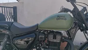 Royal Enfield Meteor 350 (2021 - 26)  (4)