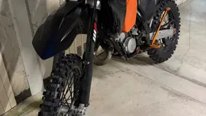 KTM 125 EXC (2005)  (2)