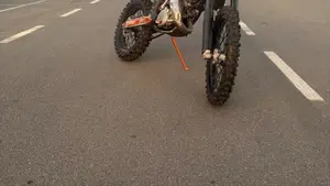 KTM 125 EXC (2005)  (3)