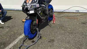 Kawasaki Ninja 1000 ZX-10R (2021 - 25)  (4)
