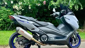 Yamaha T-Max 560 (2020 - 21)  (16)