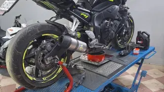 Yamaha FZ1 (2006 - 16) usata