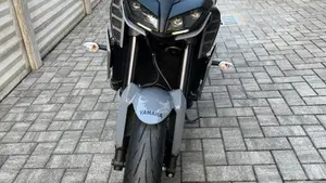 Yamaha MT-09 (2017 - 20)  (6)