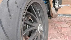 Triumph Speed Triple 1050 (2005 - 11)  (16)