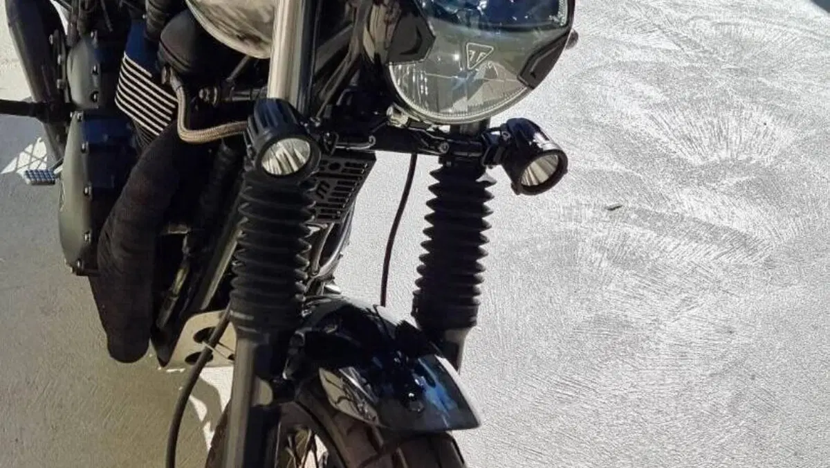 Triumph Bonneville SE (2009 - 13)  (5)