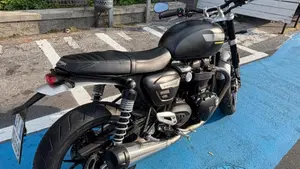 Triumph Speed Twin 1200 (2021 - 24)  (6)