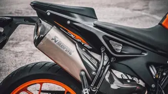 KTM 790 Duke L (2023 - 24) usata