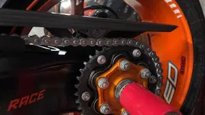 KTM 1290 Super Duke R (2022 - 23)  (4)
