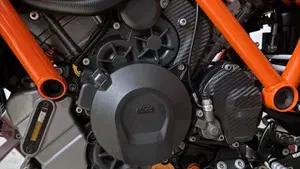 KTM 1290 Super Duke R (2022 - 23)  (11)