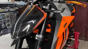 KTM 1290 Super Duke R (2022 - 23)  (12)