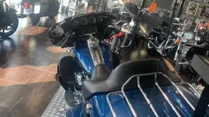 Harley-Davidson 107 Electra Glide Ultra Limited (2017 - 18) - FLHTK  (3)