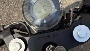 Husqvarna Vitpilen 401 (2018 - 19)  (4)