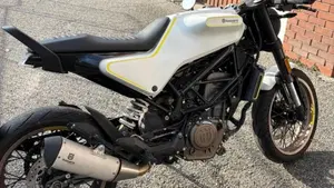 Husqvarna Vitpilen 401 (2018 - 19)  (7)