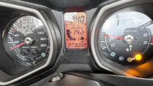 Yamaha X-Max 400 ABS (2013 - 16)  (5)
