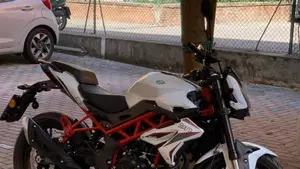 Benelli BN 125 (2021 - 25)  (2)