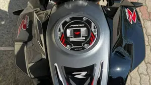 Bmw F 900 R (2021 - 24)  (10)