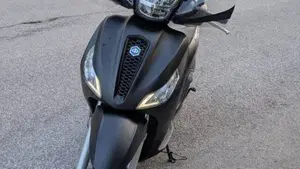 Piaggio Medley 125 S ABS (2021 - 24)  (8)