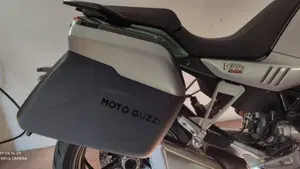 Moto Guzzi V100 Mandello S (2022 - 24)  (4)