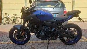 Yamaha MT-07 Y-AMT (2025 - 26) 