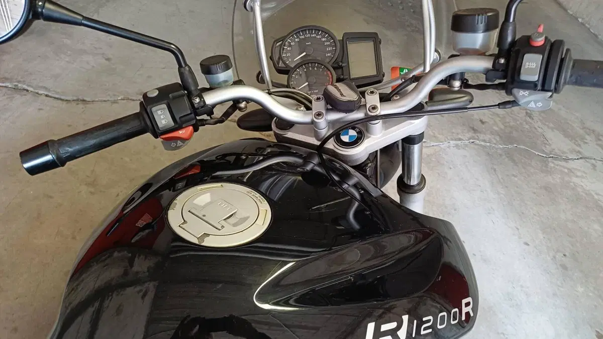 Bmw R 1200 R (2006 - 11)  (4)