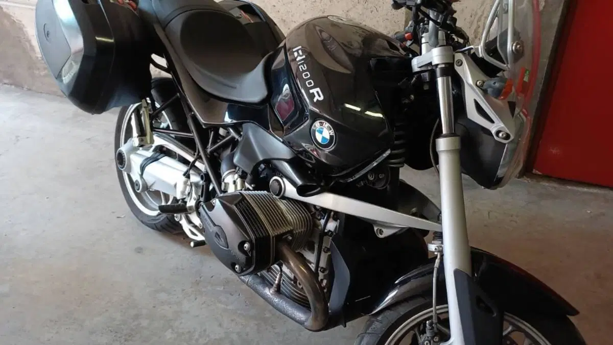 Bmw R 1200 R (2006 - 11)  (2)