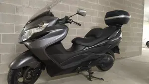 Suzuki Burgman AN 400 Lux ABS (2012 - 17) 