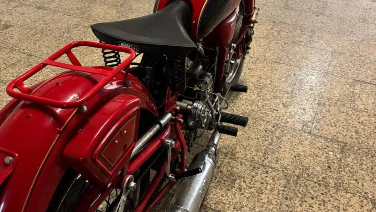 Moto Guzzi   (3)