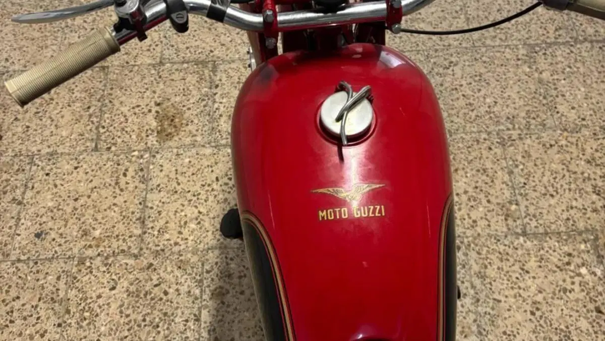 Moto Guzzi   (4)