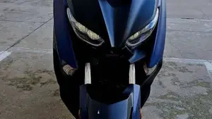 Yamaha X-Max 400 ABS (2017 - 20)  (6)