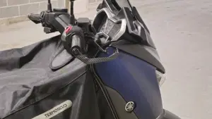 Yamaha X-Max 400 ABS (2017 - 20)  (12)