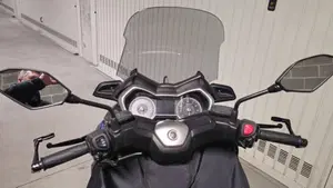 Yamaha X-Max 400 ABS (2017 - 20)  (15)