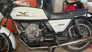 Moto Guzzi   (4)