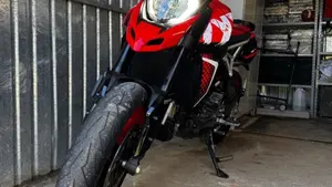 Ducati Hypermotard 950 RVE (2022 - 25) 