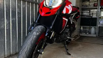 Ducati Hypermotard 950 RVE (2022 - 25) usata