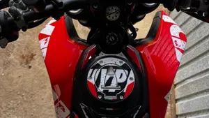 Ducati Hypermotard 950 RVE (2022 - 25)  (2)
