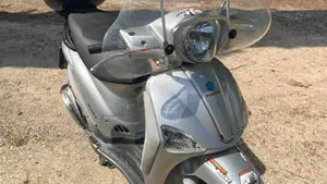 Piaggio Liberty 125 4T Full Optional (2003 - 13)  (3)