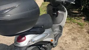Piaggio Liberty 125 4T Full Optional (2003 - 13)  (8)