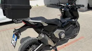 Honda X-ADV 750 DCT (2021 - 24)  (5)