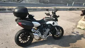 MV Agusta Stradale 800 EAS ABS (2015 - 17)  (2)