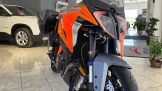 KTM 1290 Super Duke GT (2022 - 25) usata