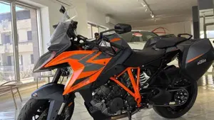 KTM 1290 Super Duke GT (2022 - 25)  (4)